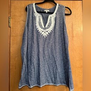 Max Studio Blue tunic tank top with lace trim